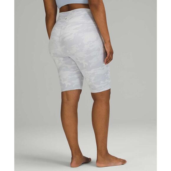 Lululemon Womens Wunder Under Size 10 Ribbed Gray Camo Biker Shorts 10" EUC - Picture 1 of 8